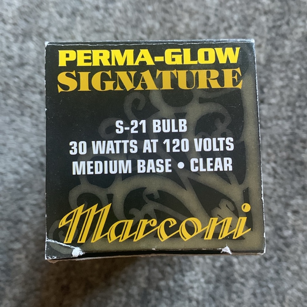 Assorted light bulbs - Picture 14 of 15
